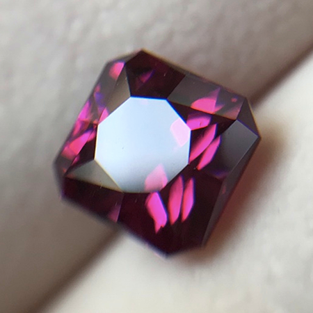 GARNET TÍM HG20GN1